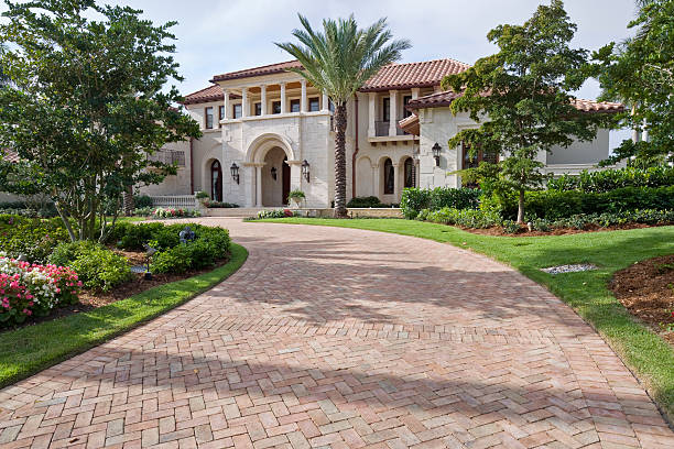 Best Brick Driveway Pavers  in Cloverleaf, TX